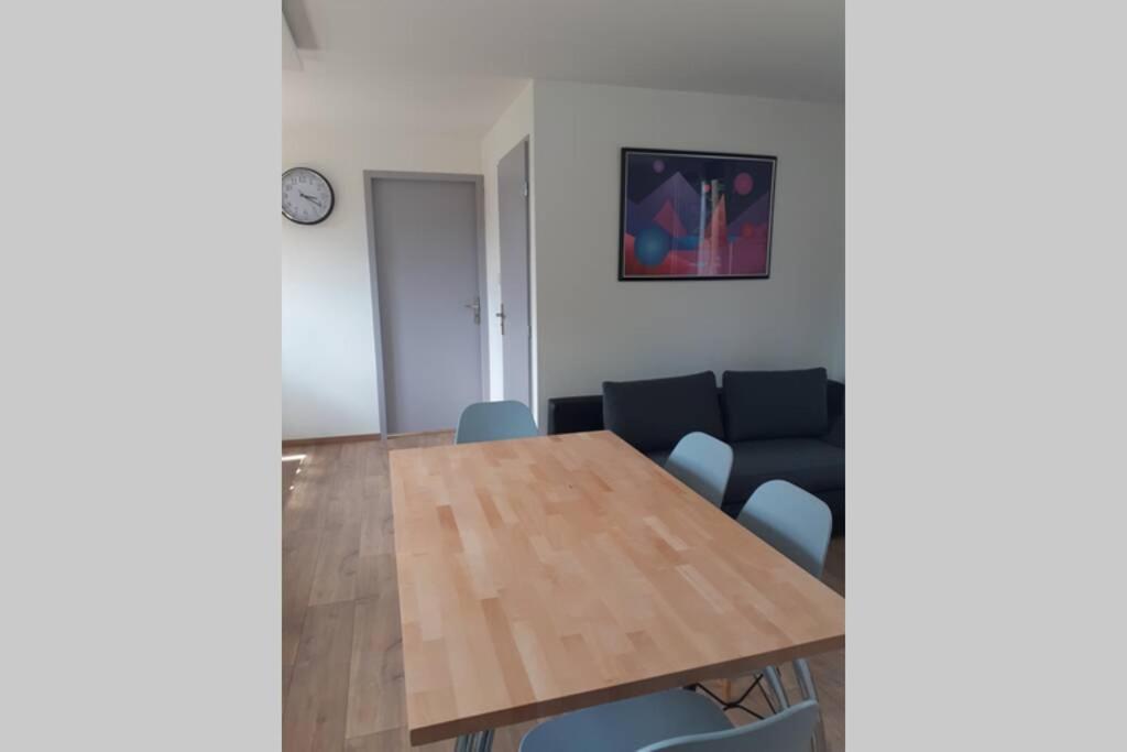 Le 18 Avenue Du Coteau 2/3 Personnes Tout Confort Charmes  Dış mekan fotoğraf